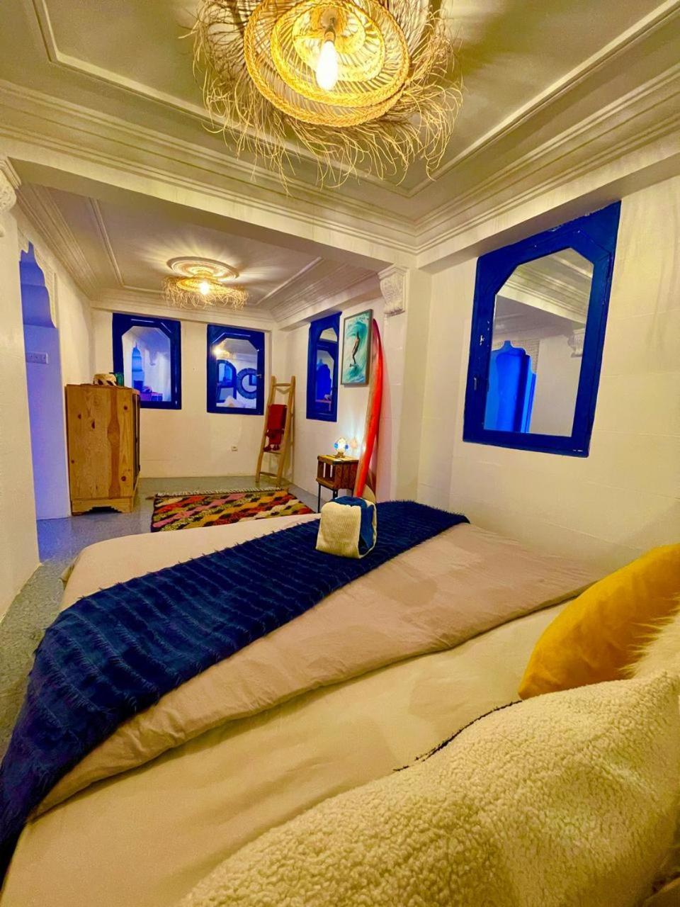 Bed and Breakfast Surf & Salsa Ocean House à Tamraght Extérieur photo