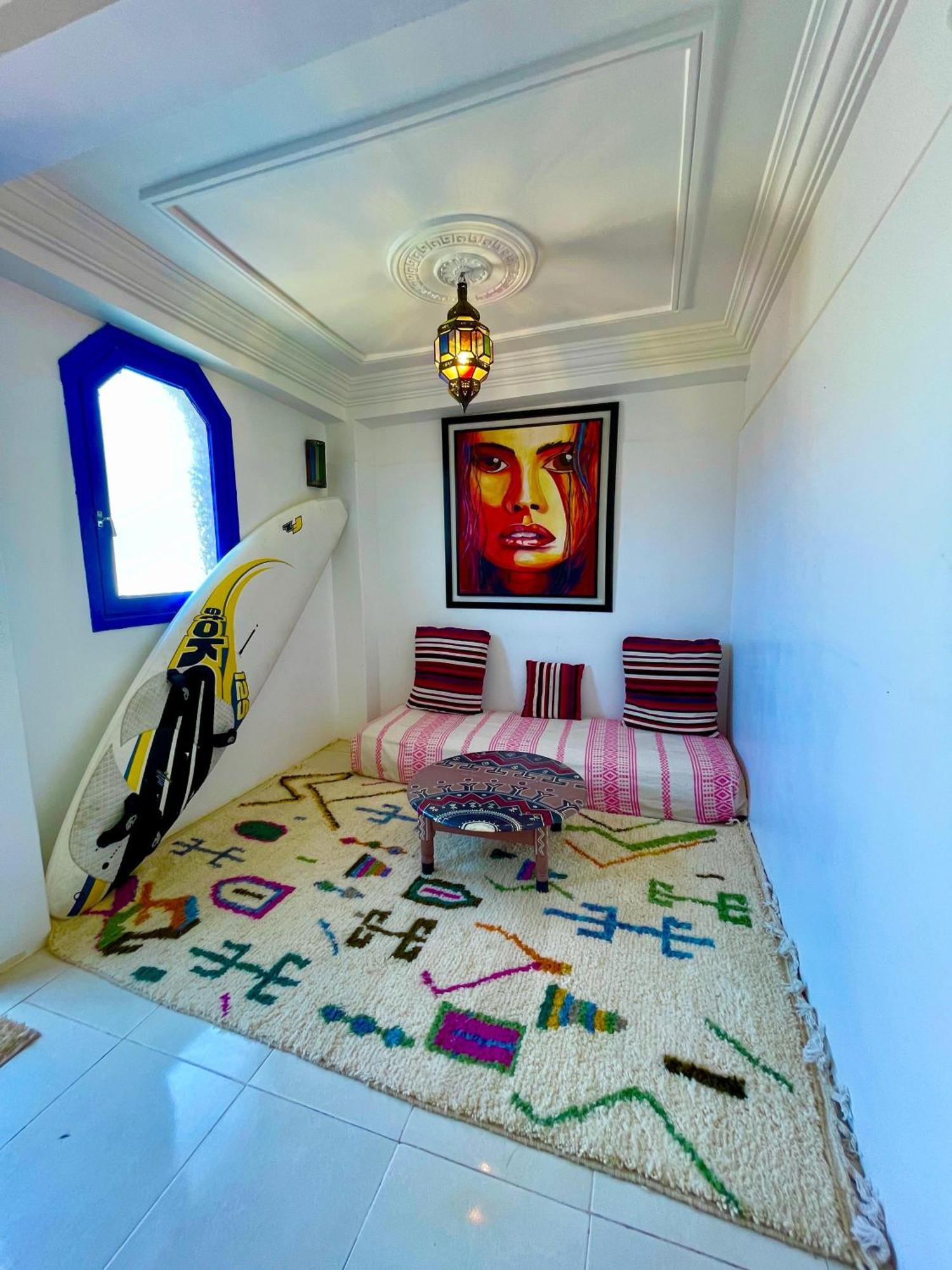 Bed and Breakfast Surf & Salsa Ocean House à Tamraght Extérieur photo