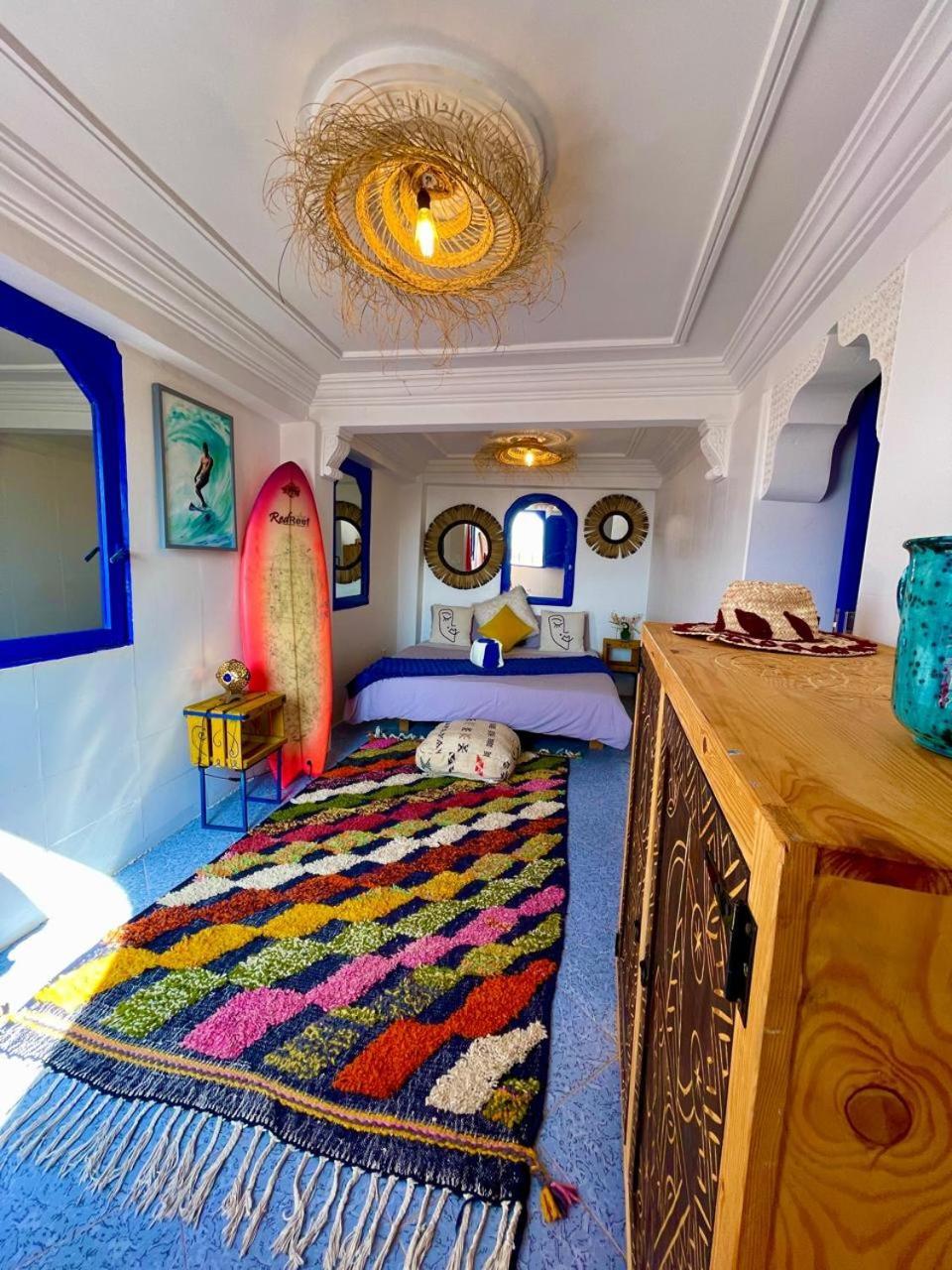 Bed and Breakfast Surf & Salsa Ocean House à Tamraght Extérieur photo